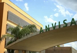 Anvisa proíbe plataforma de consulta online e entrega de medicamento