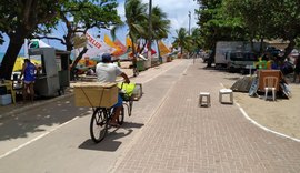 Ambulantes denunciam venda de alvarás falsos na orla de Maceió