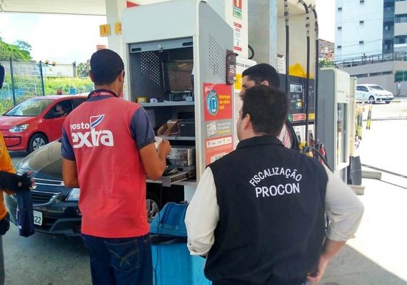 Procon divulga resultado de pesquisa sobre preço de combustíveis