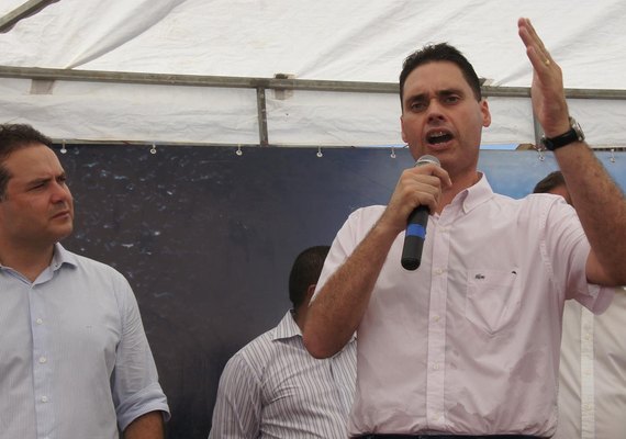 Prefeito de Teotônio Vilela autoriza funcionamento do comércio contrariando decreto do Governo