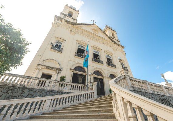 Procissão de Corpus Christi interdita principais ruas do Centro de Maceió; confira