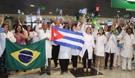 Mais de 100 médicos cubanos devem deixar Alagoas após impasse com o Bolsonaro