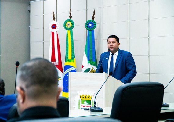 Pierre cobra Prefeitura por não ter convidado vereadores para audiência que debateu PPP das águas pluviais