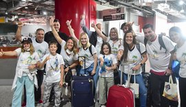 Turistas argentinos são recepcionados pelo Governo de Alagoas no aeroporto Zumbi do Palmares