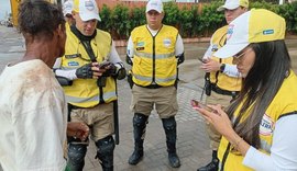Idoso com Alzheimer é encontrado desorientado na Jatiúca e volta ao lar