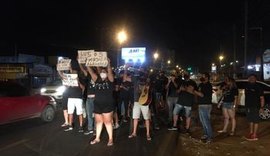 Músicos realizam protesto contra restrição de shows em AL