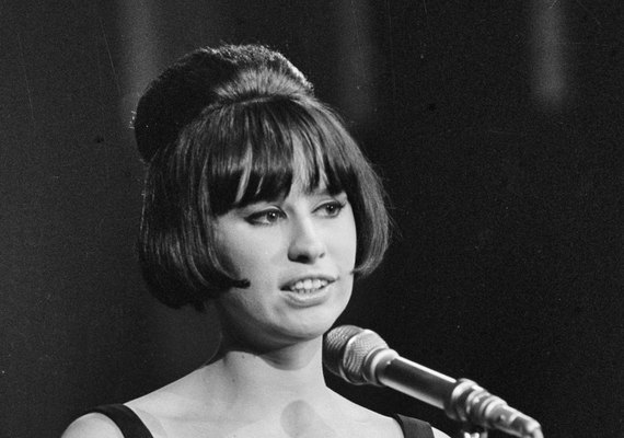 Morre Astrud Gilberto, a voz de 'Garota de Ipanema' em inglês, aos 83 anos