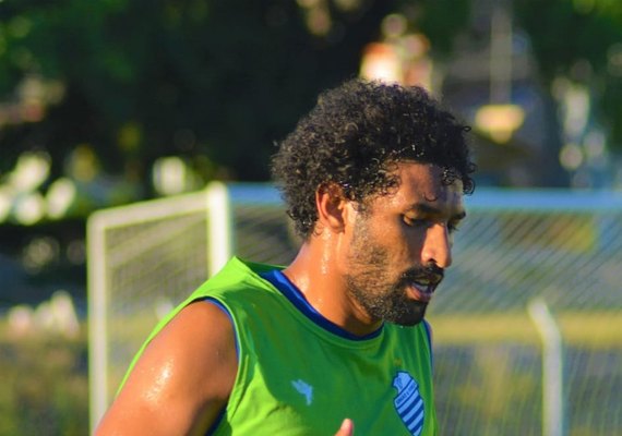 Zagueiro Willian Rocha anuncia a saída do CSA