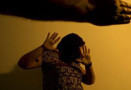 Em plena sexta-feira da paixão, filho é preso por agredir e ameaçar a mãe com faca