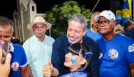 Em meio a imbróglio com JHC, Arthur Lira lança candidatura ao Senado