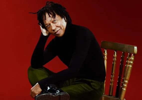 Preços populares: Produtora anuncia show de Djavan em Maceió com ingressos a R$30