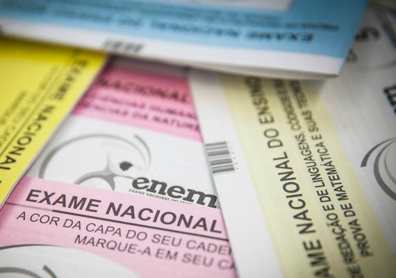 Enem será em 17 e 24 de janeiro de 2021, anuncia MEC