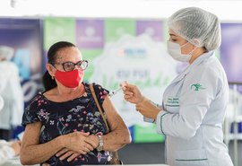 Idosos com 71 anos começam a se vacinar hoje (22) na capital alagoana