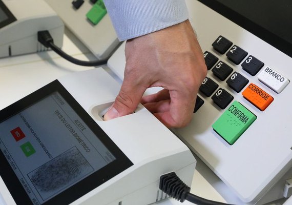 Eleitores de AL devem regularizar biometria até maio