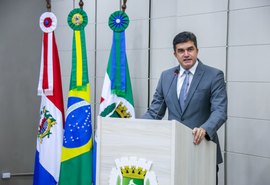 Rui Palmeira diz que JHC o persegue após contas enviadas à Câmara