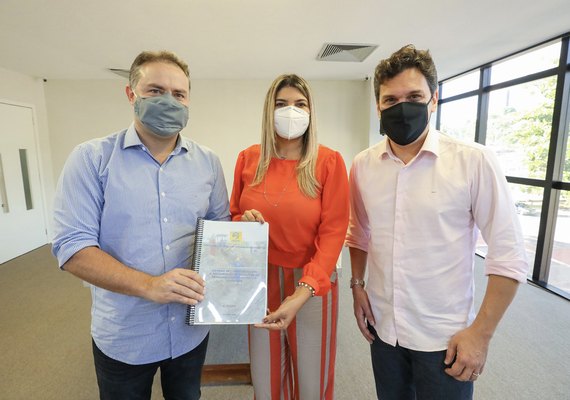 Renan Filho assina ordem de serviço para construção da AL-130 entre Carneiros e Santana