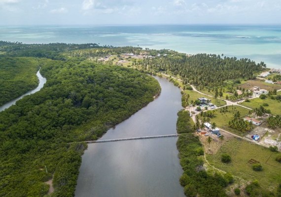 Porto de Pedras é eleito um dos 10 melhores destinos do Brasil para viagem romântica