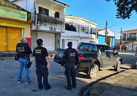 PF cumpre mandados em cinco municípios de Alagoas contra fraude de licitação
