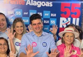 Rui oficializa candidatura e se apresenta como terceira via em Alagoas