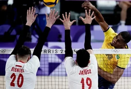 Vôlei: seleção masculina leva virada da Polônia, o 2º revés em Paris