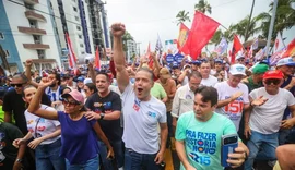 Caminhada histórica marca reta final da campanha de Renan Filho em Maceió