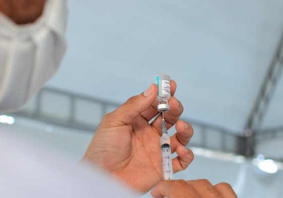 Sesau promove treinamento para aplicação de vacina contra covid-19 em crianças de 5 a 11 anos