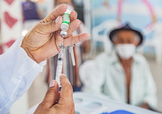 Prefeitura de Arapiraca diz que não aplicou doses vencidas de vacina