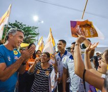 Rafael Brito é recebido com festa em um dos maiores colégios eleitorais de Alagoas