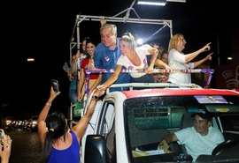 Caravana de Paulo Dantas percorre conjuntos da parte alta de Maceió
