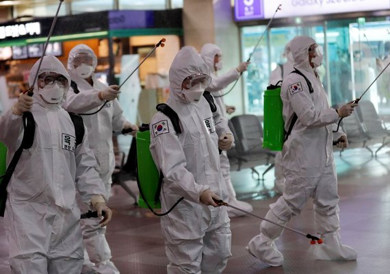 Brasil passa dos 121 mil óbitos pelo novo coronavírus