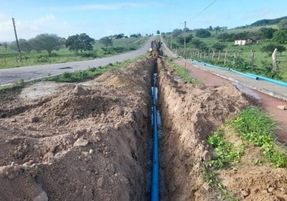 Sistema de abastecimento levará água tratada do Canal do Sertão alagoano para comunidades do semiárido