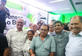 Unicafes-AL prestigia Senador Renan Calheiros durante encontro estadual do MDB