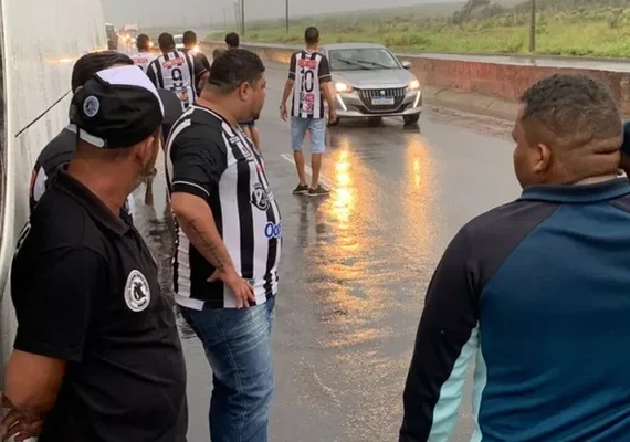 PM apreende explosivos e arma de fogo com membros de torcida organizada do ASA; clube emite nota