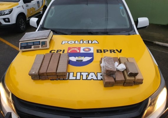 BPRv prende mulher de 25 anos e apreende mais de 10kg de drogas em Maceió