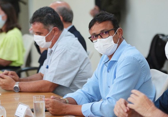 Pedido de cassação do prefeito do Passo de Camaragibe será julgado em maio