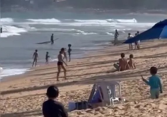 Adolescente morre após afogamento em trecho da orla da Jatiúca, em Maceió