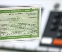 Eleitores tem até quinta para tirar a 2ª via do título eleitoral; entenda