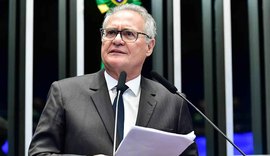 Renan estraga festa de 'tolinho', agiliza isenção do IR e faz justiça ao presidente Lula