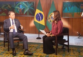 Bolsonaro diz que deve vetar fundo eleitoral de R$ 5,7 bilhões para 2022