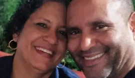 Homem mata esposa a facadas e fere a filha em apartamento na Bahia