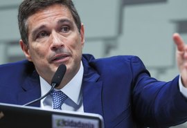 Comissão do Senado aprova convite para que Campos Neto explique juros