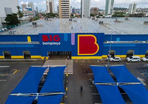 AL perde Bompreço; Carrefour compra Grupo Big