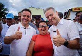 Recebido por multidão, Renan Filho exalta potencial da Ilha do Ferro