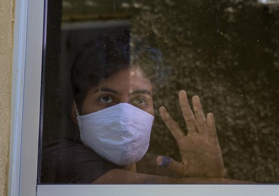 Mais de 2.200 alagoanos estão em isolamento domiciliar por Covid-19