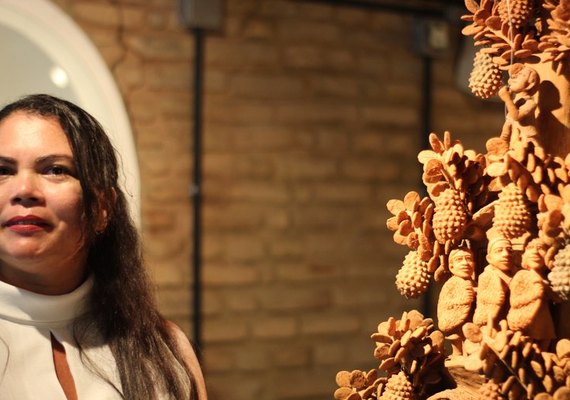 Exposição de Sil da Capela no Museu Théo Brandão