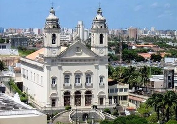 Igrejas de Maceió vão reabrir com 30% da capacidade a partir deste sábado (15)