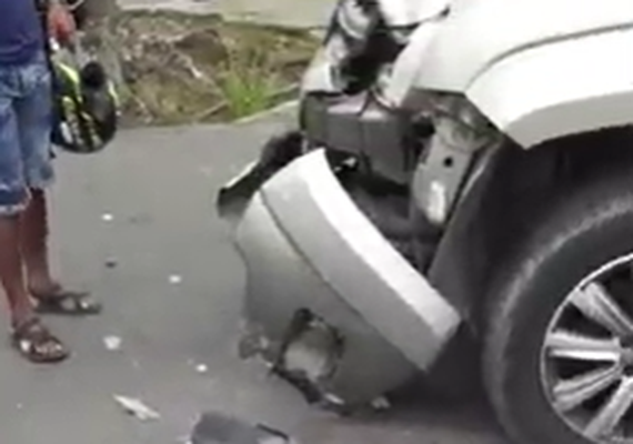 Acidente na Durval de Góes Monteiro deixa motociclista ferido