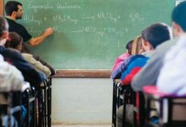 Verba da educação em AL teria bancado tratores e vaquejada