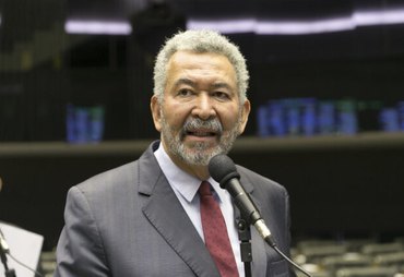 Paulão recupera mandato após decisão unânime do TSE