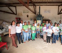 Programa CataMais entrega kits com EPIs à cooperativa de catadores em Arapiraca